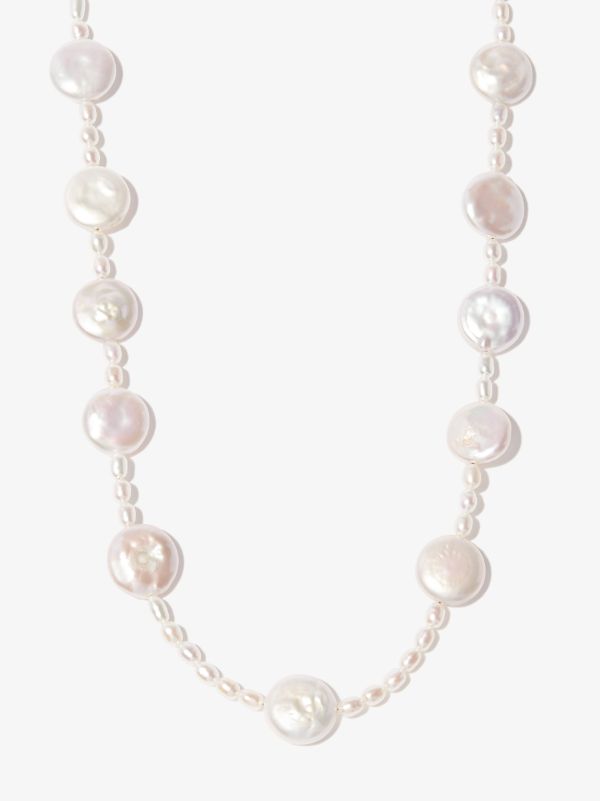 A Sinner in Pearls white flat pearl beaded necklace | Browns Necklaces