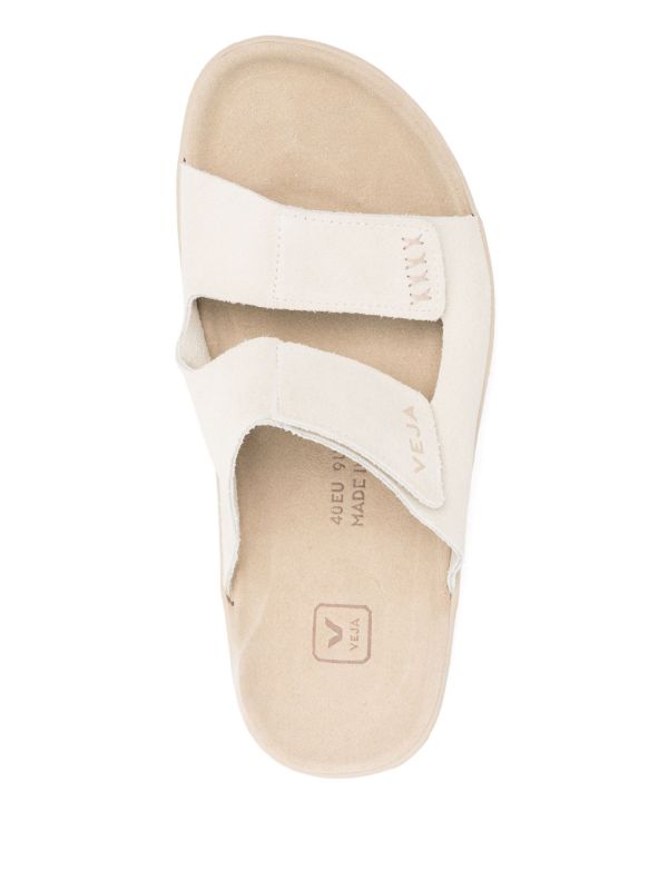 VEJA Etna Slides | Browns Flip Flops & Slides