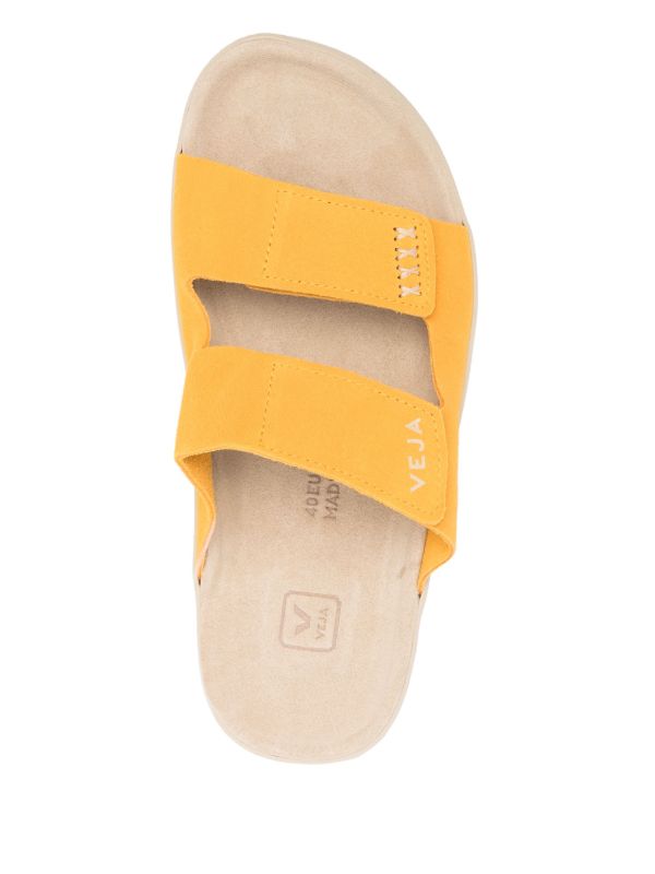 VEJA Etna Slides | Browns Flip Flops & Slides