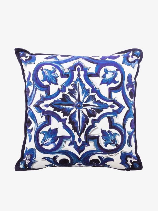 Dolce & Gabbana Blue Majolica Print Cotton Cushion | Browns Cushions