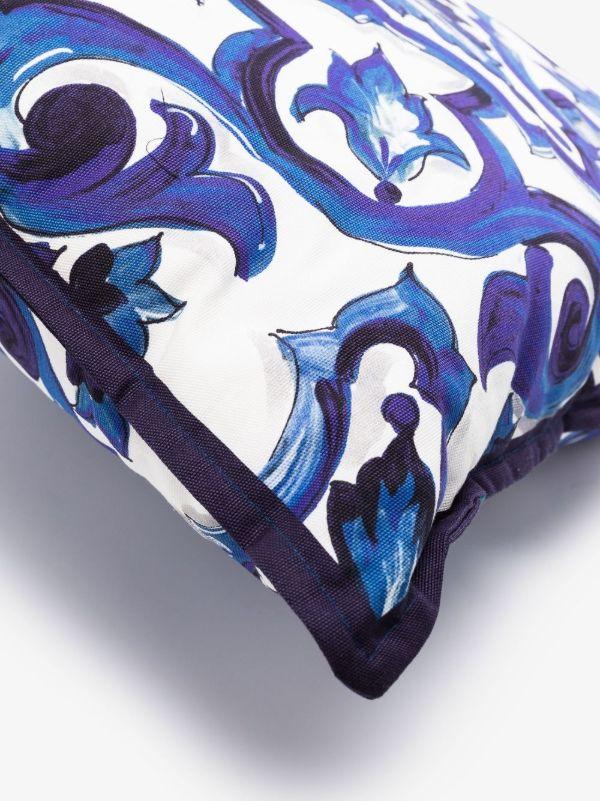 Dolce & Gabbana Blue Majolica Print Cotton Cushion | Browns Cushions