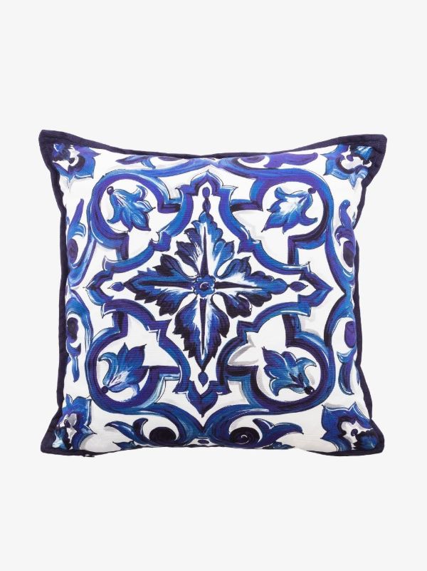 Dolce & Gabbana Blue Majolica Print Cotton Cushion | Browns Cushions