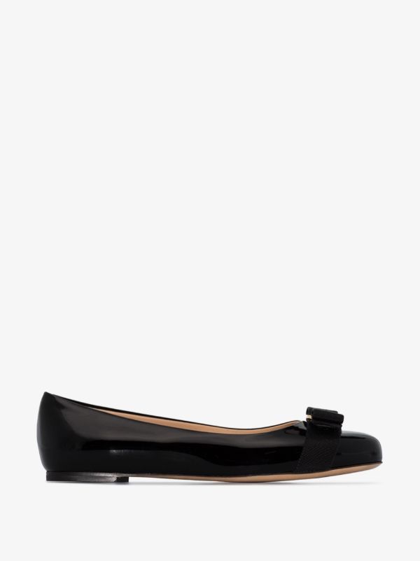Ferragamo black Varina patent leather ballet flats | Browns Ballerina Shoes
