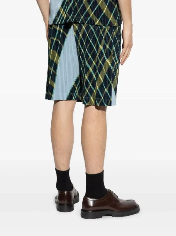 Homme Plissé Issey Miyake Windswept Plaid Shorts | Browns Bermuda Shorts