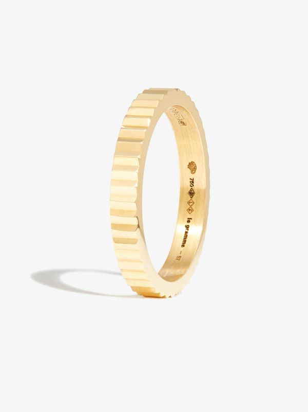 Le Gramme 18K Yellow Gold Le 4g Vertical Guilloché Polished Ring | Browns Rings