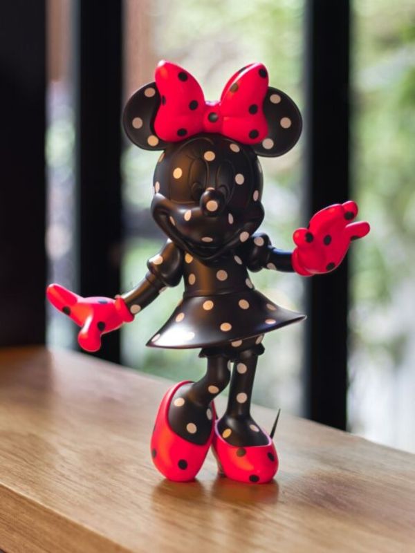 LEBLON DELIENNE Black Minnie 31cm Figurine | Browns Collectibles