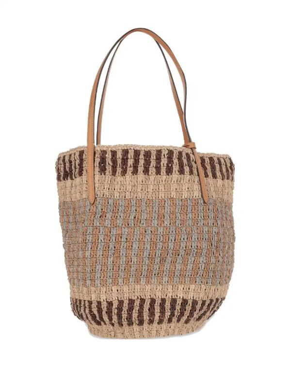 Valentino Garavani Medium VLogo Signature Shoulder Bag | Browns Shoulder Bags