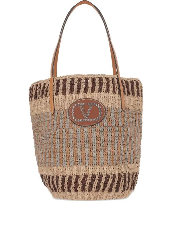 Valentino Garavani medium VLogo Signature shoulder bag | Browns Shoulder Bags