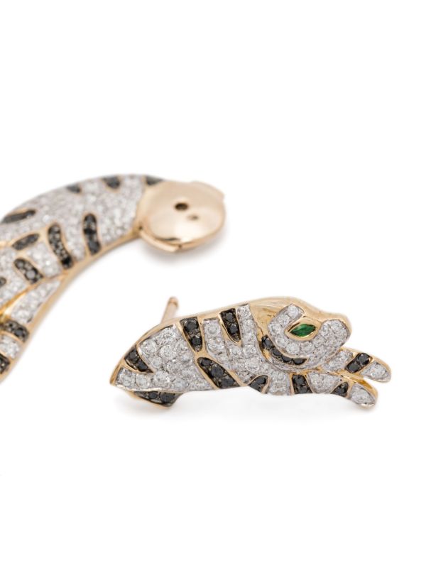 Yvonne Léon 9kt Yellow Gold Puce Dessous Felin Stud Earrings | Browns Earrings